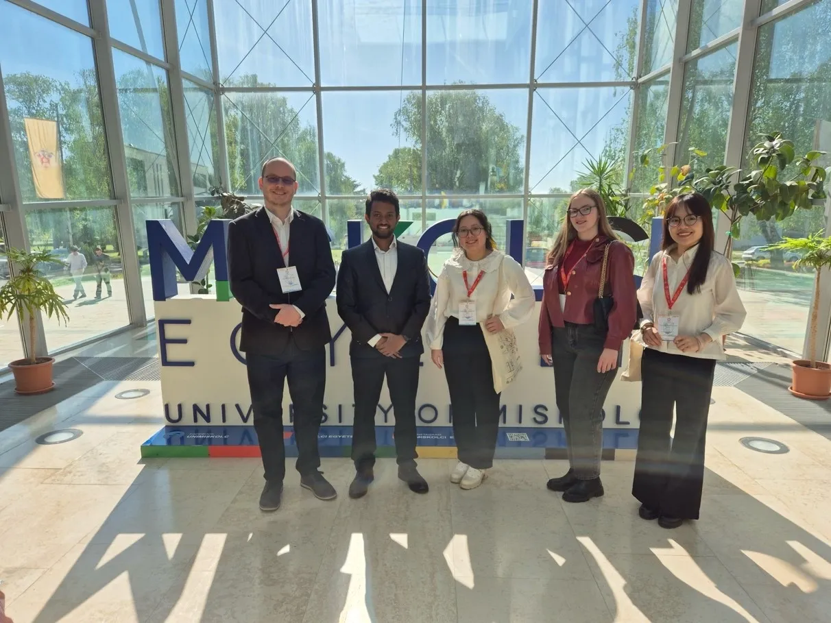 Széll Kálmán Szakkollégium - Kautz Gyula Gazdaságtudományi Kar SZE